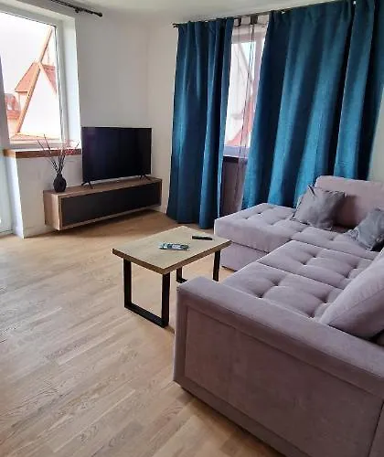 Central Apartment With City View Brașov