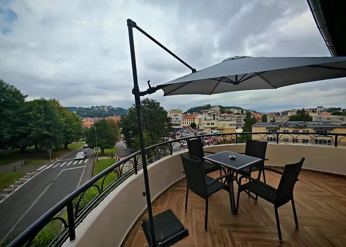 Old Town View & Balcony Apartments Brașov